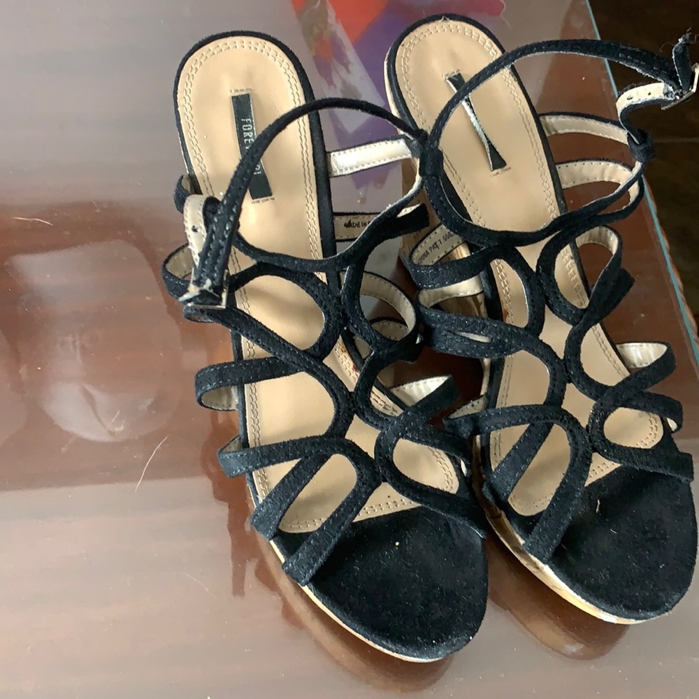 Black And Tan Wedges
